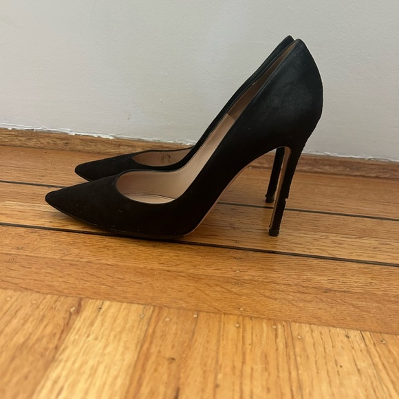 Gianvito Rossi Black suede pumps heels AS IS 38 - Picture 5 of 10